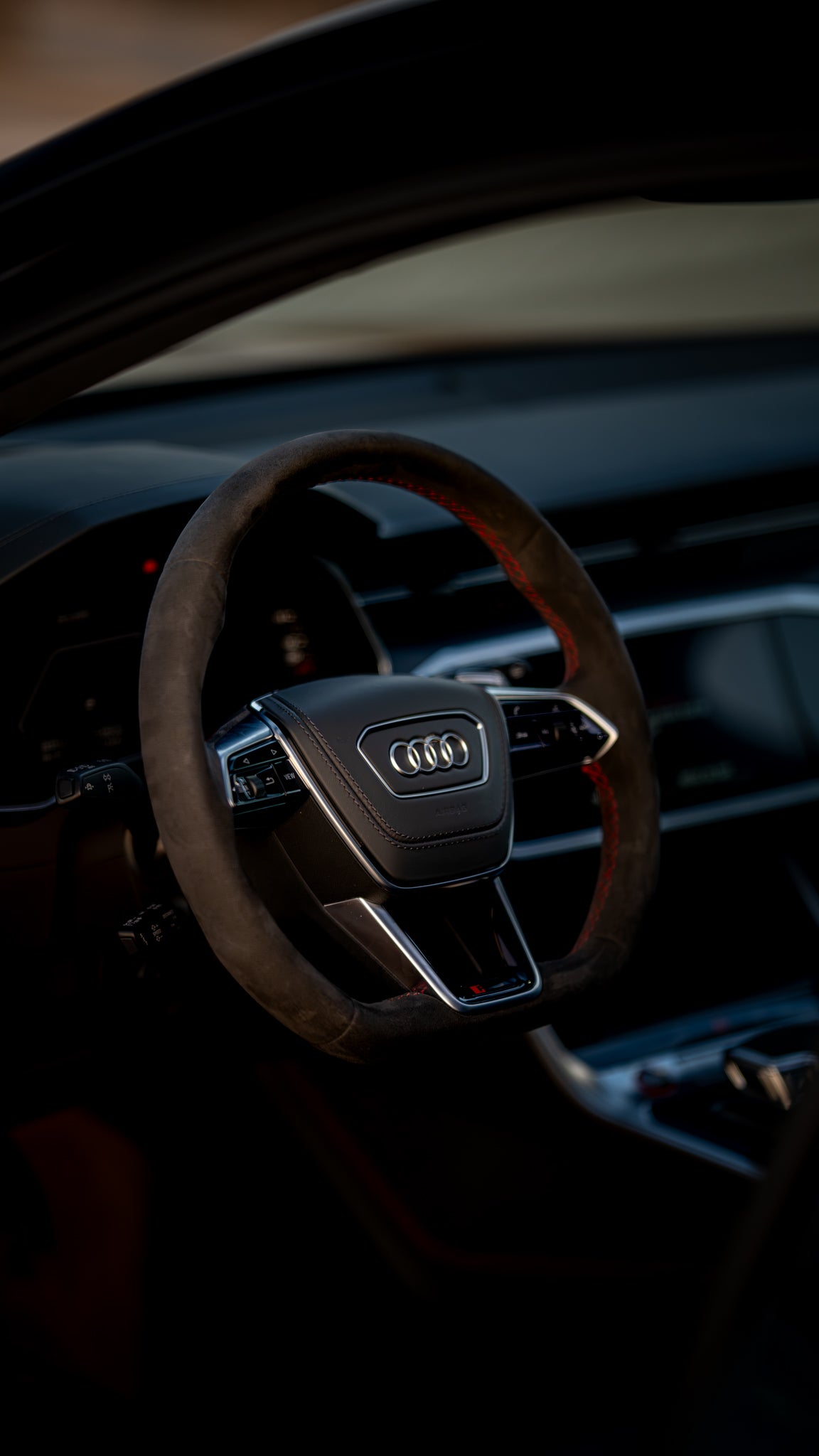 Audi RS6 - Performance Avant All-Black