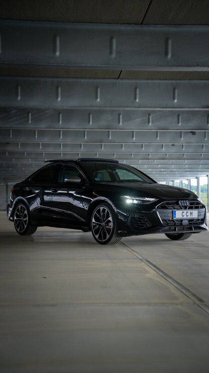 Audi - S3-Limousine All-Black