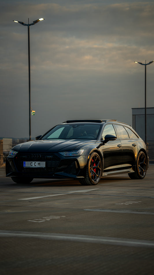 Audi RS6 - Performance Avant All-Black