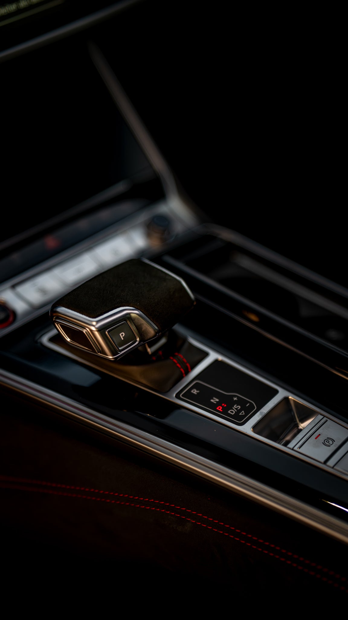Audi RS6 - Performance Avant All-Black