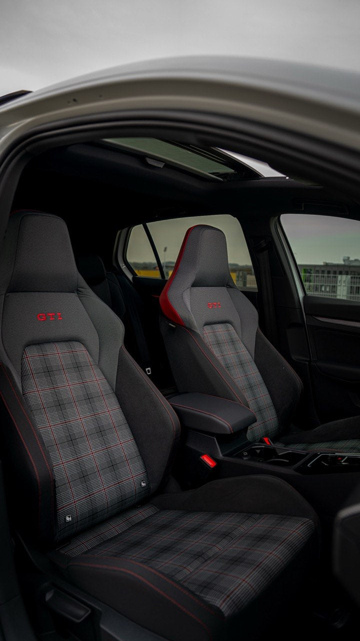 Golf 8 GTI 2025 White/Black Paket