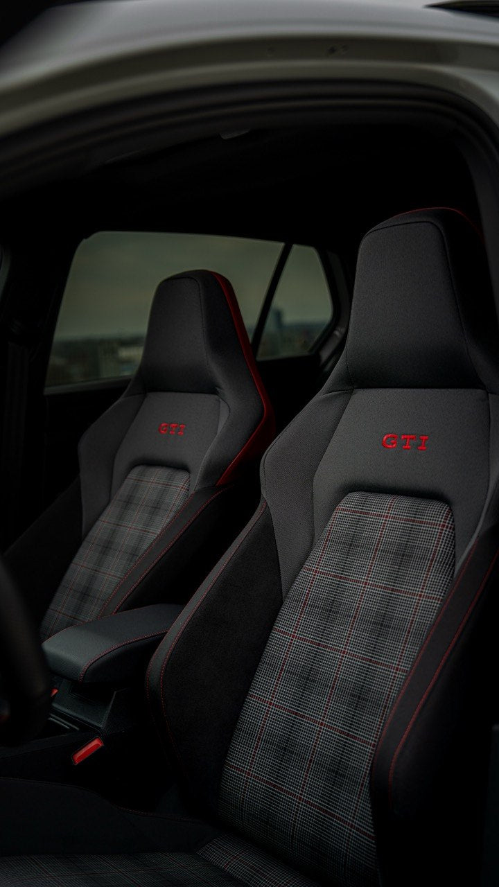 Golf 8 GTI 2025 White/Black Paket