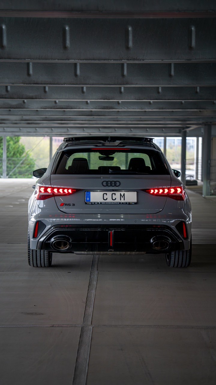 Audi RS3 Sportback Nardo-Grey