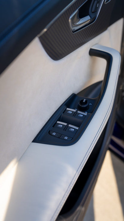Audi RSQ8 San-Marino-Blau