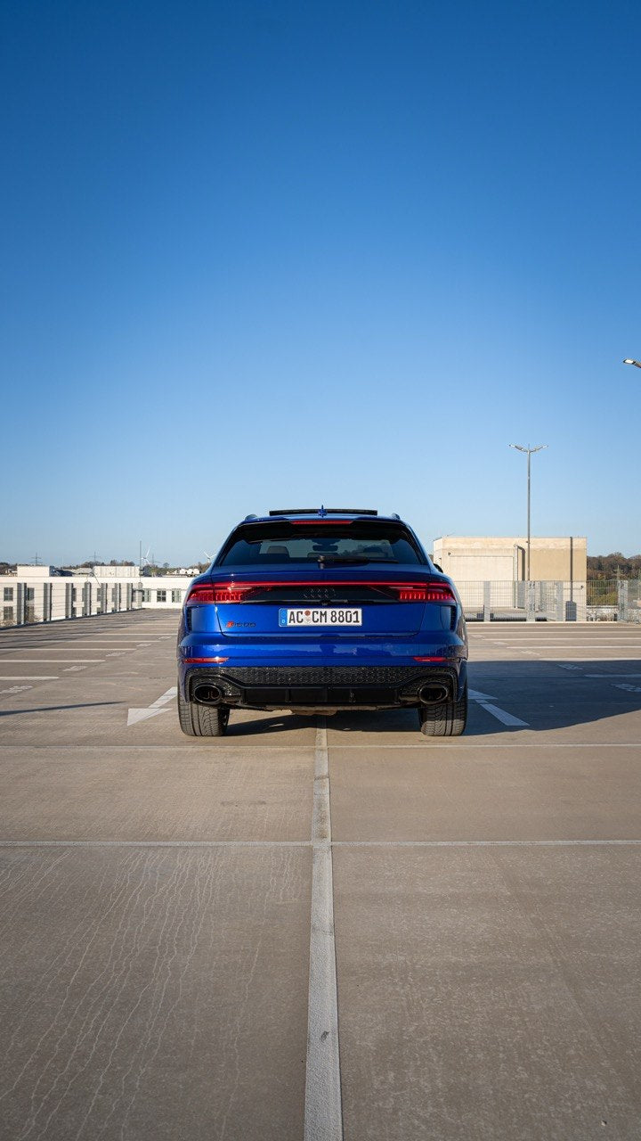 Audi RSQ8 San-Marino-Blau